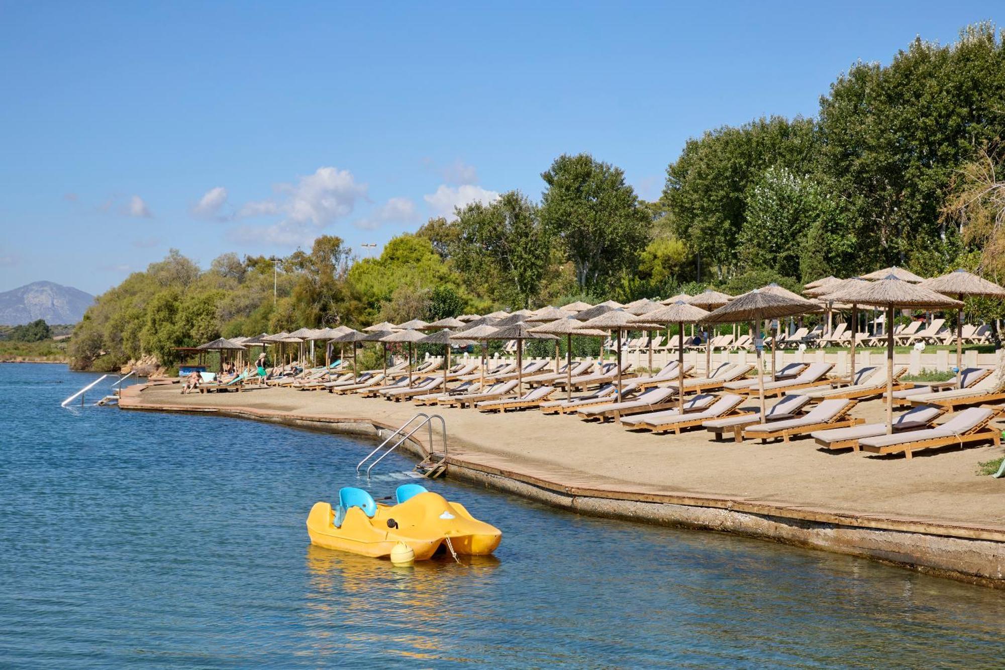 Dolce By Wyndham Athens Attica Riviera Hotel Vravrona Luaran gambar A beach in Nikiti